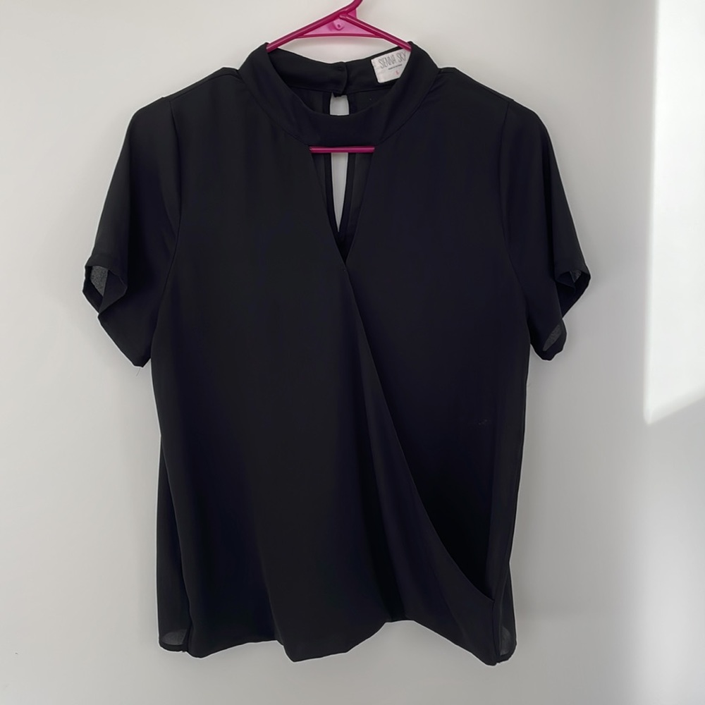 Black crossover and keyhole back blouse